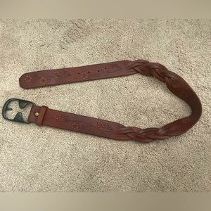 Abercrombie & Fitch leather belt